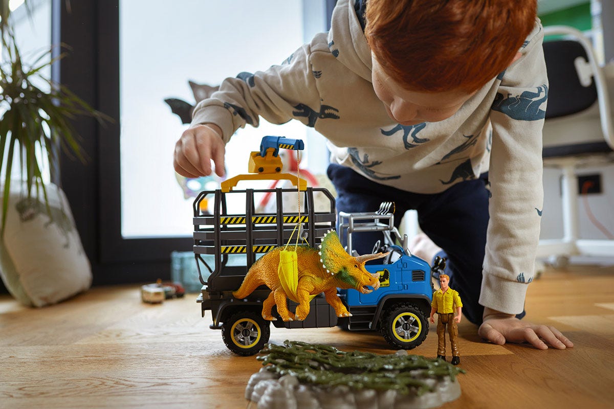 Missione dinosauri con camion