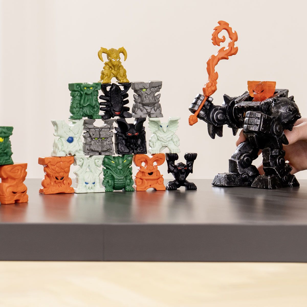Robot di lava dell'ombra ELDRADOR® MINI CREATURES